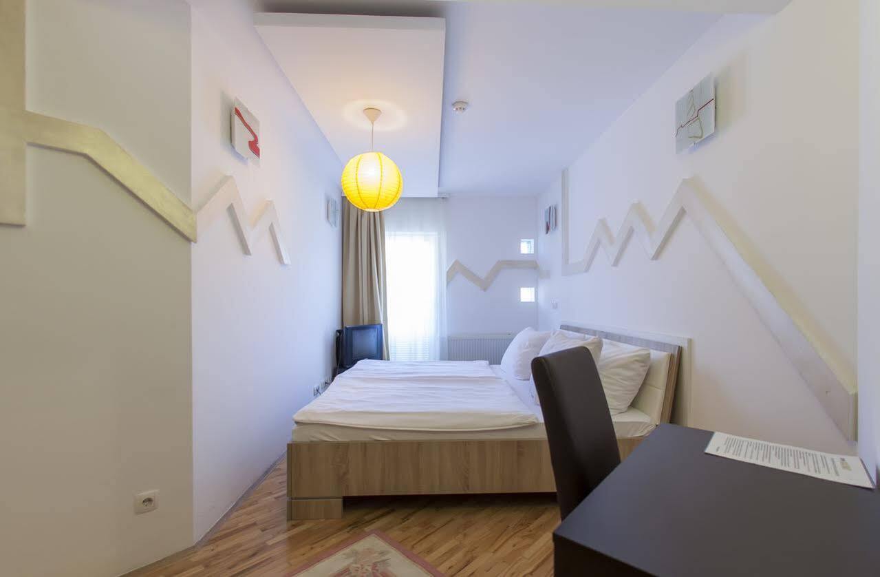 Hostel Hayat Sarajevo Ngoại thất bức ảnh